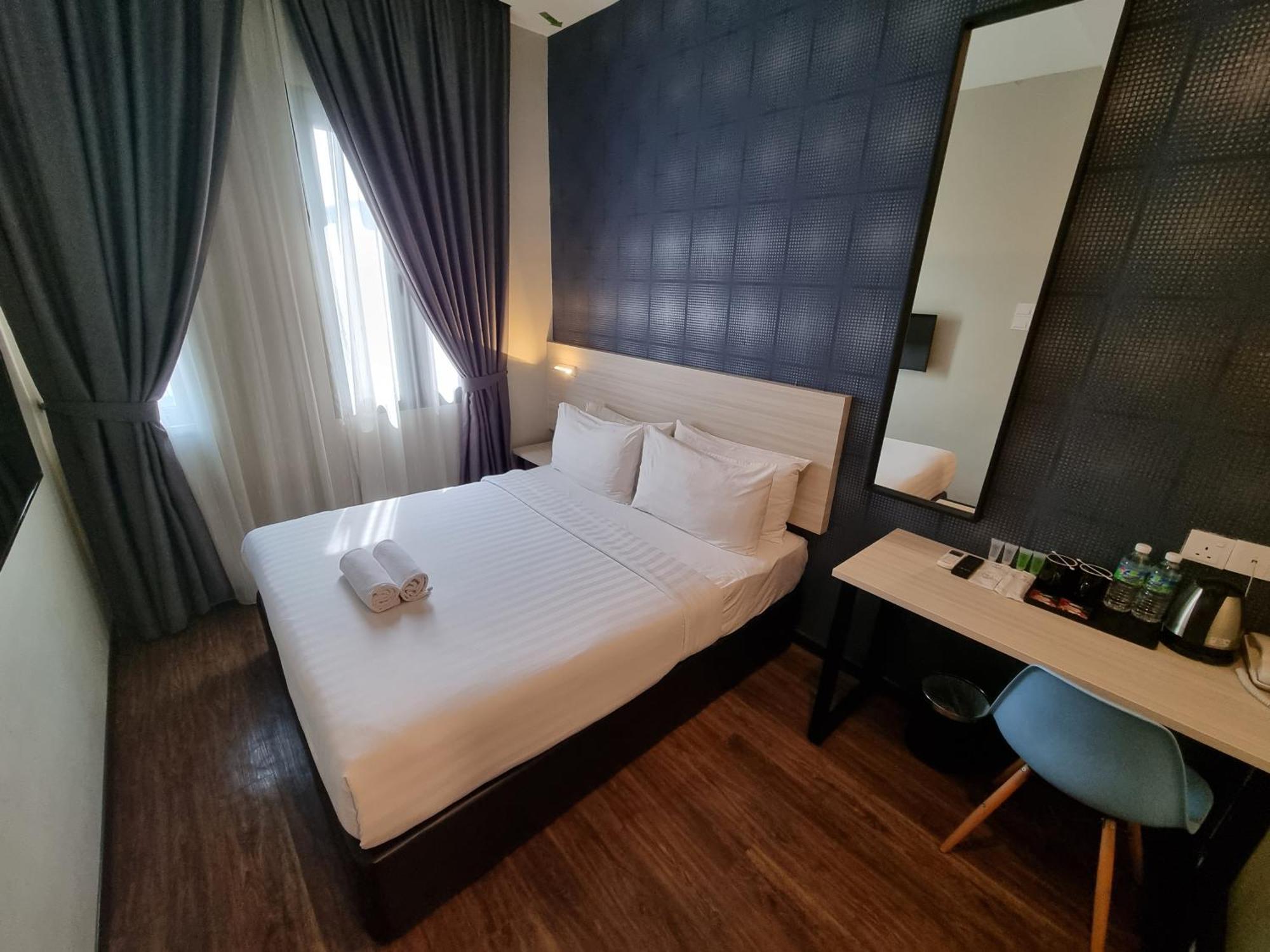 The Square Hotel Skudai Exteriör bild