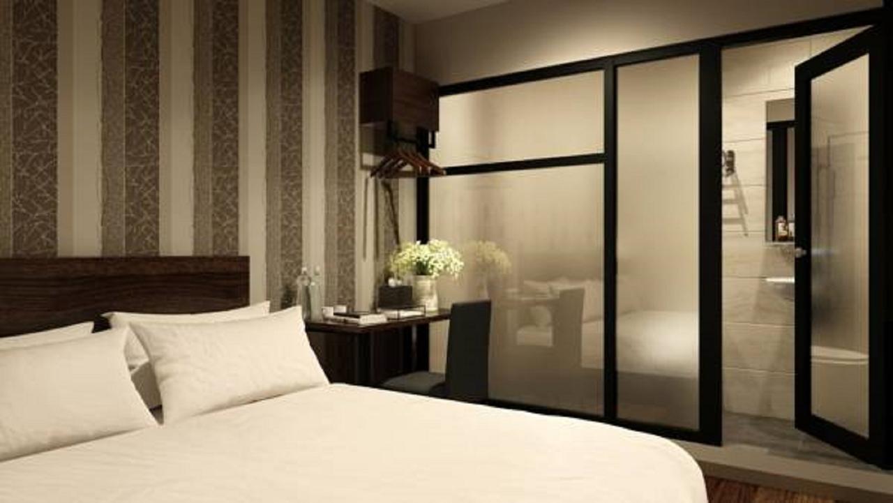The Square Hotel Skudai Exteriör bild
